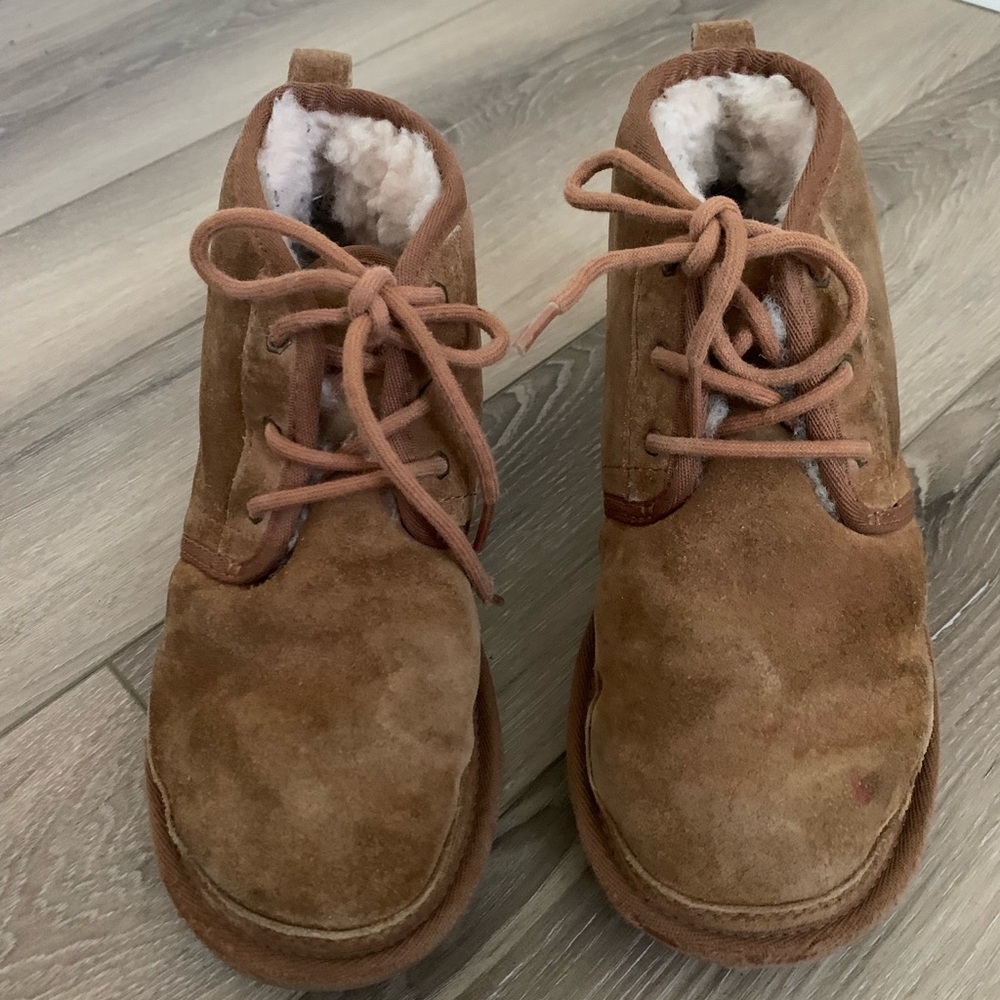 UGG Neumel Chukka Brown Boot Youth Size 3